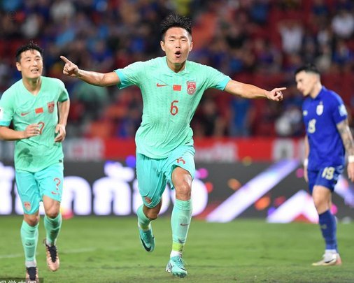 王上源：把握机会靠天赋；外援前锋都是我们的队友