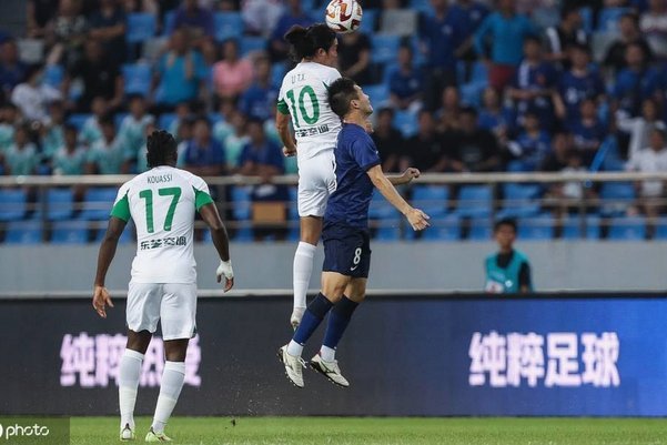 奥斯卡送出妙传，克莱伯抢点头球破门，玉昆1-0胜浙江
