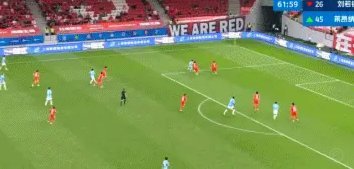中超-斯特兰德贝里双响叶博亚建功 10人海牛3-1英博豪取4连胜