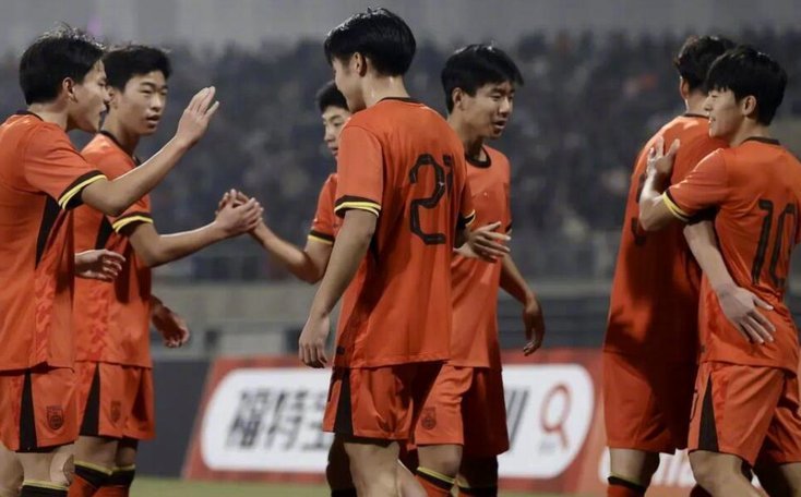麦超：认可U17国足认可浮嶋敏 粤超焕新 青训破局