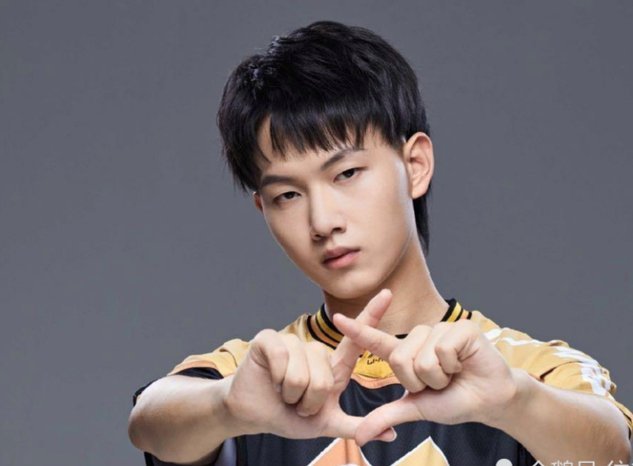 17岁少年金星辰：斯诺克赛场上的中国骄傲