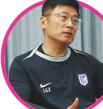 李国旭：外界把队里年轻球员捧太高，他们要专注于足球上