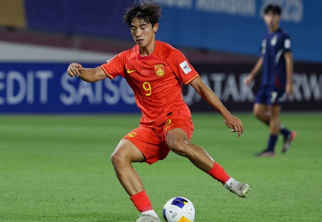 官方：U19国脚魏祥鑫正式加盟法甲欧塞尔 签约5年身披49号