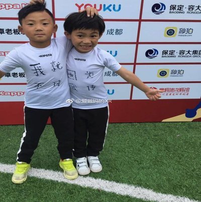 董路足球小将为何能取得辉煌成绩？